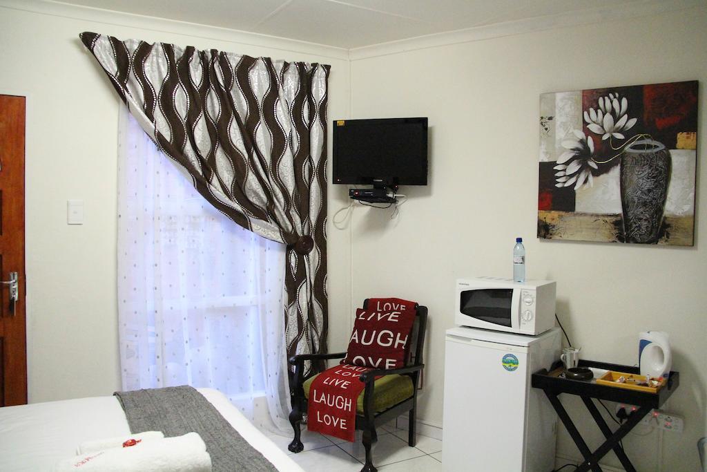 Memra Guest House Ladysmith Room photo